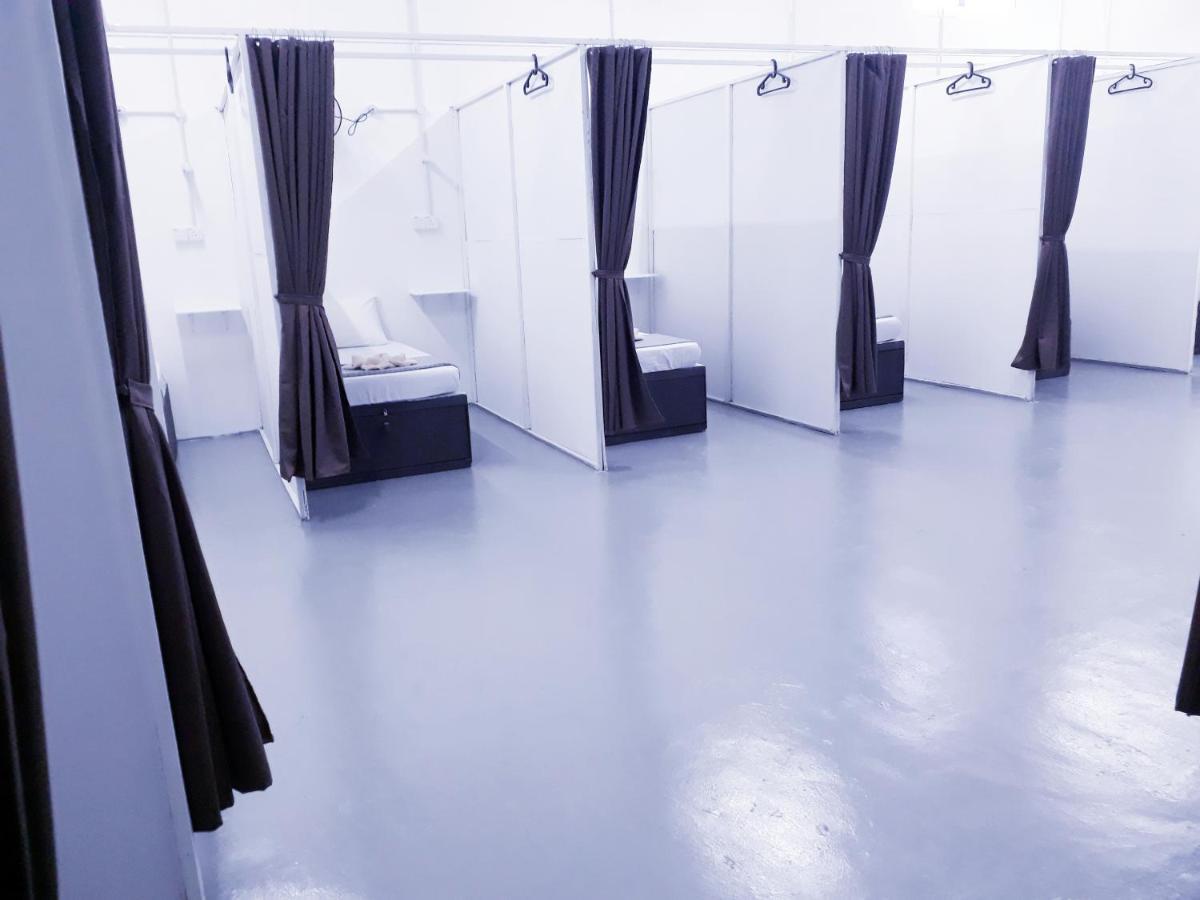 Hana'S Dorm Padang Mat Sirat Kültér fotó